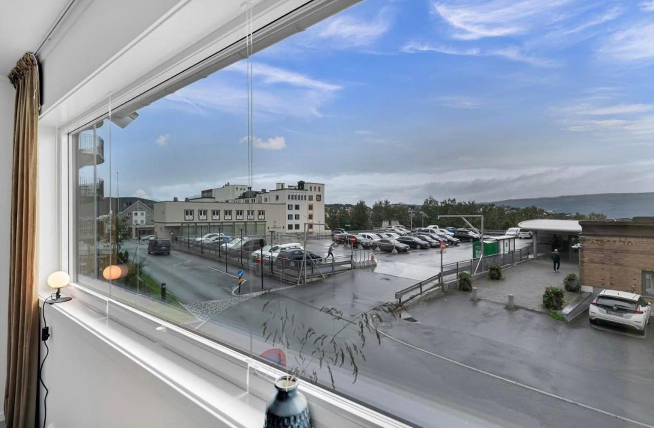 Ferienwohnung Din Hjem! Mitt I By1. Gratis Parkering!! Narvik Exterior foto