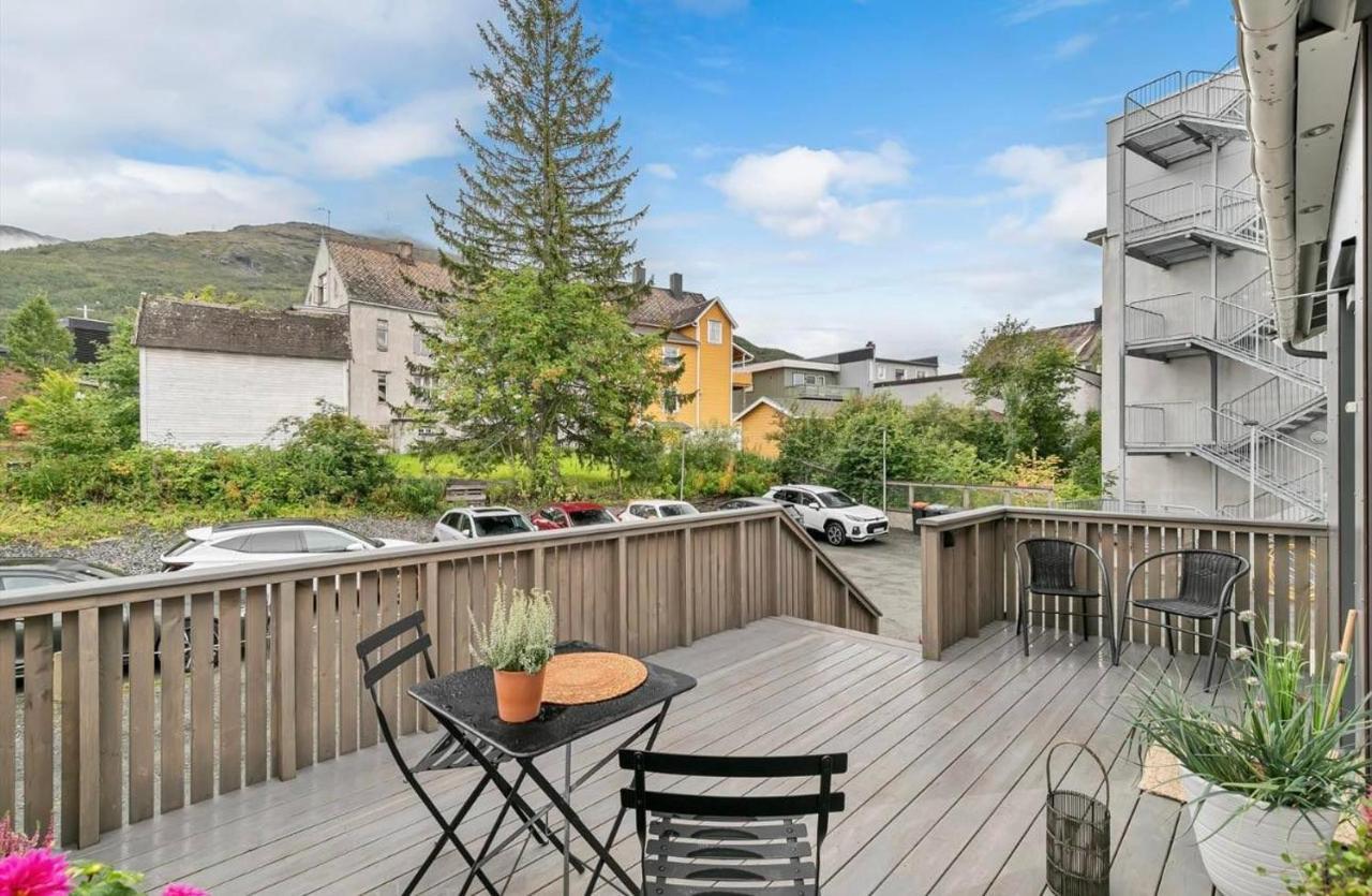 Ferienwohnung Din Hjem! Mitt I By1. Gratis Parkering!! Narvik Exterior foto